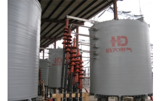 運(yùn)行于黃海鋼鐵 額定電壓35kV,工作頻率40-60Hz 可調(diào)電抗器